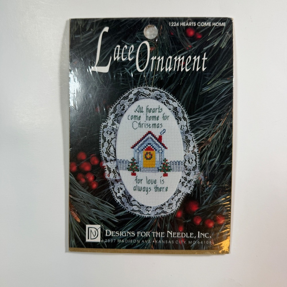 Vintage 1995 Designs for the Needle Hearts Come Home Lace Ornament Kit 1224